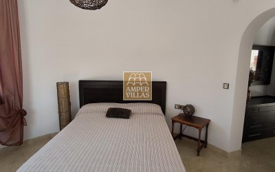 Fantastic villa with large plot, offering privacy and sea views.